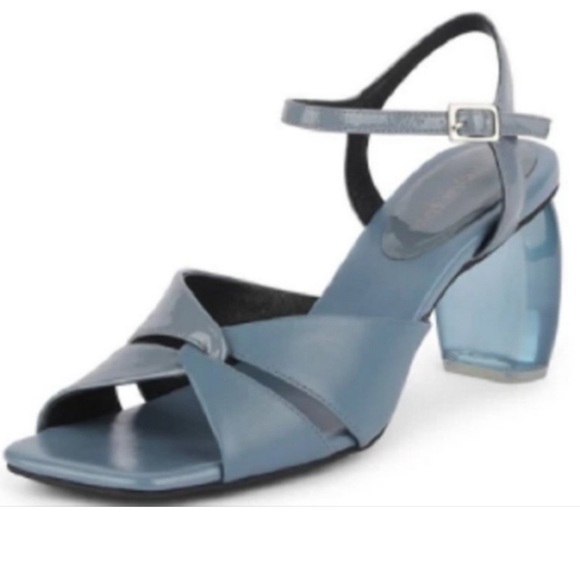 JEFFREY CAMPBELL BLUE RETRO LUCITE BLOCK HEEL STRAPPY SANDALS SIZE 7.5 NWT - Picture 1 of 12